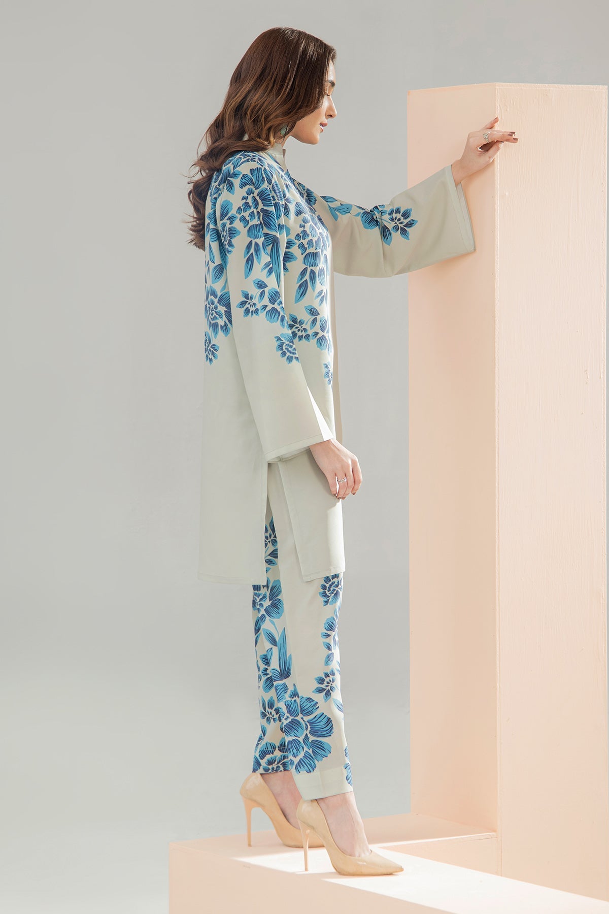 Printed 2-Piece Unstitched Lawn Suit (HE)