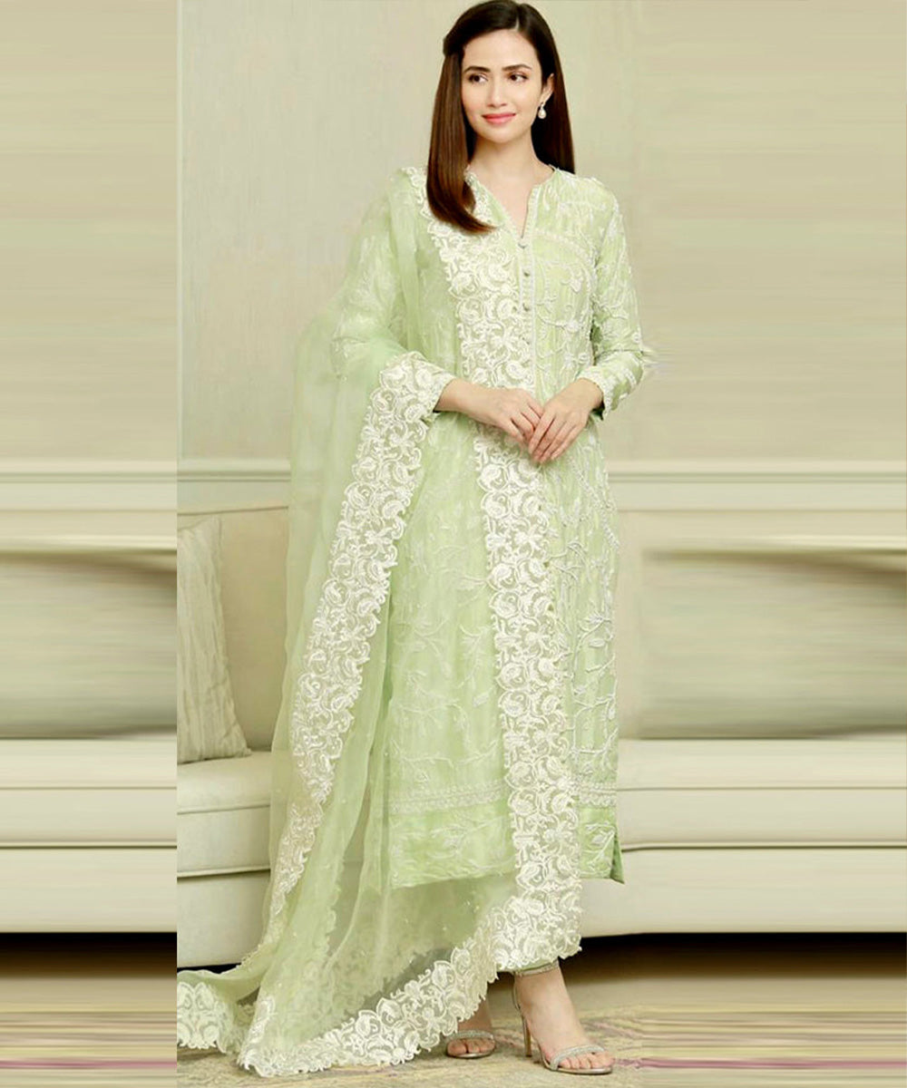 Lawn 3PC Embroidered with Organza Embroidered Dupatta-5183