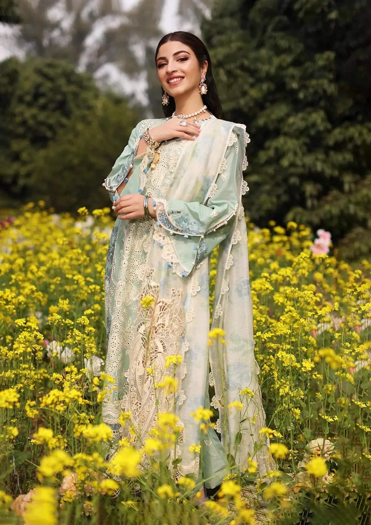 Kahf Premium Festive Embroidered Unstitched Lawn 3PC – KFL-01 TABIR