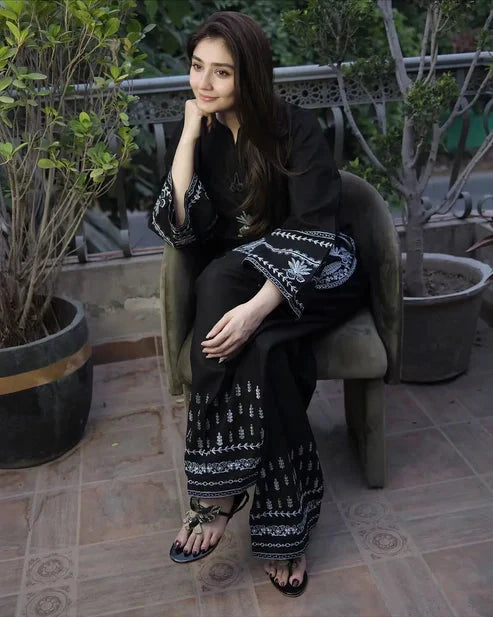 Embroidered Lawn 2 Piece Unstitched Dress (SS 5100)