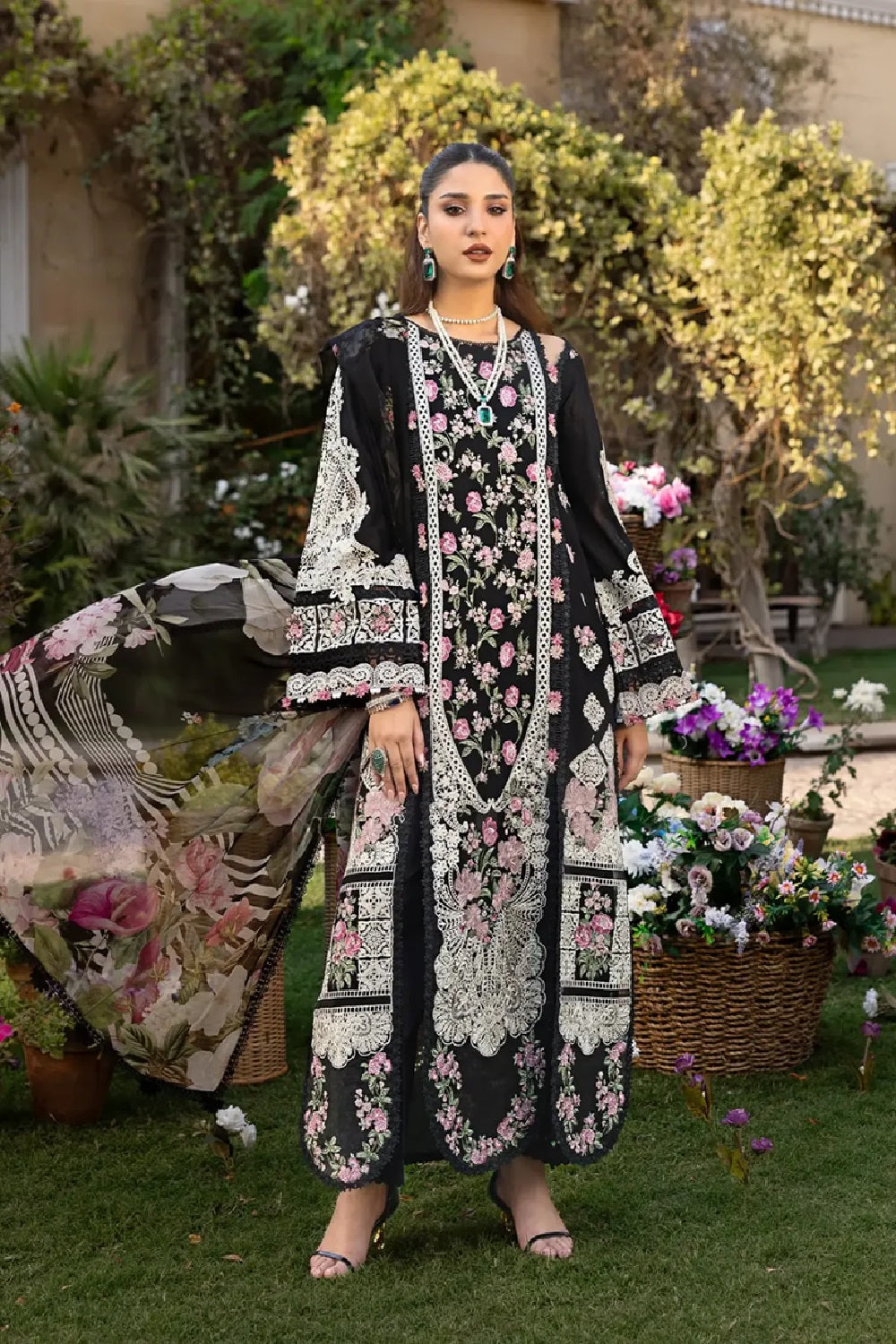Embroidered Lawn Unstitched 3PC Set | FS7093