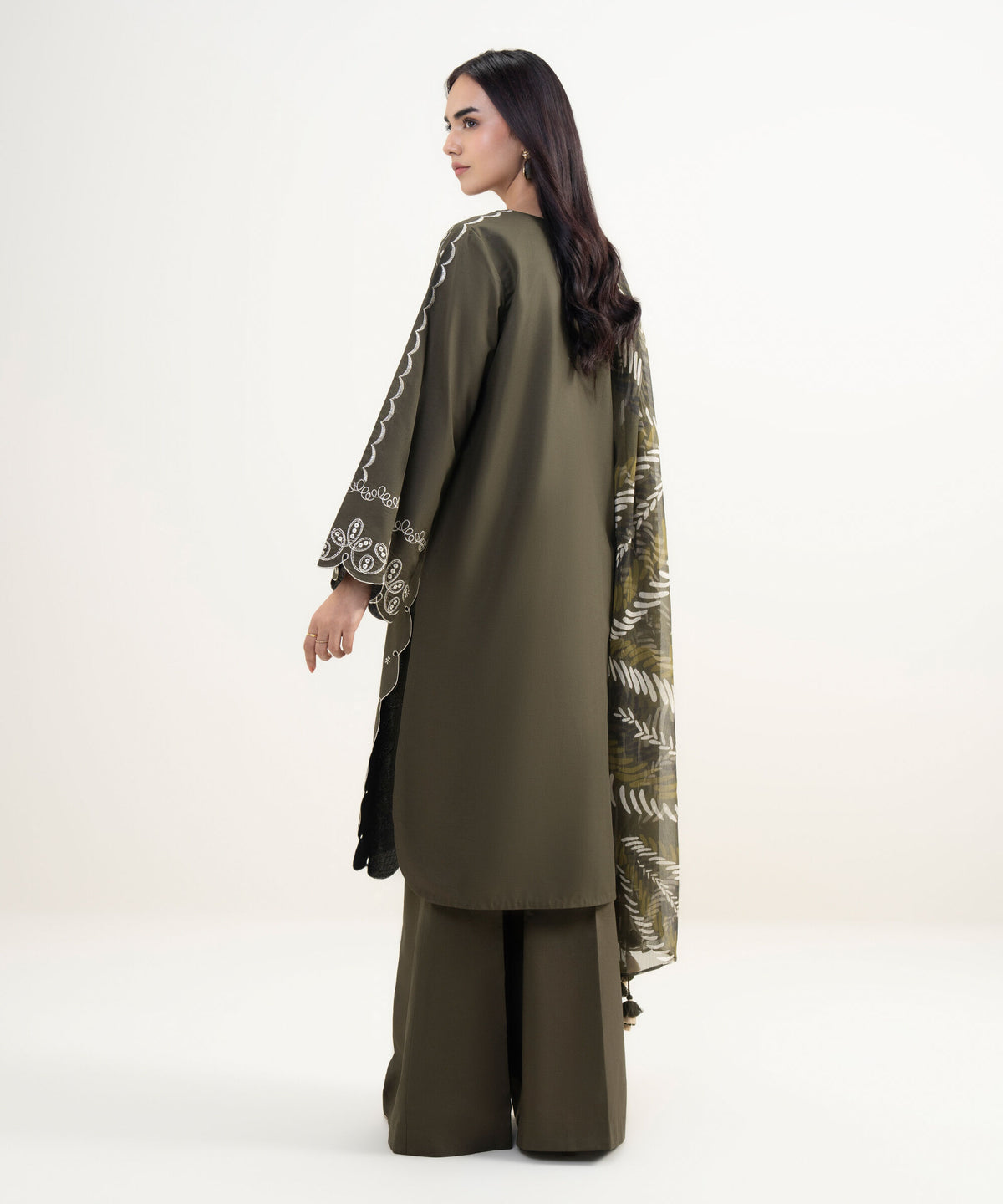 Bottle Green Embroidered Dhanak 3Pc Suit with Printed Shawl (HE D# 68A)