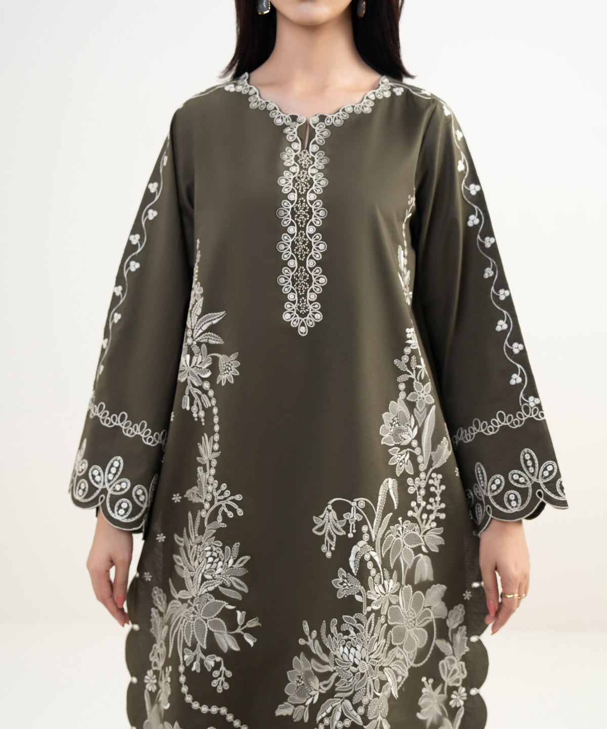 Bottle Green Embroidered Dhanak 3Pc Suit with Printed Shawl (HE D# 68A)
