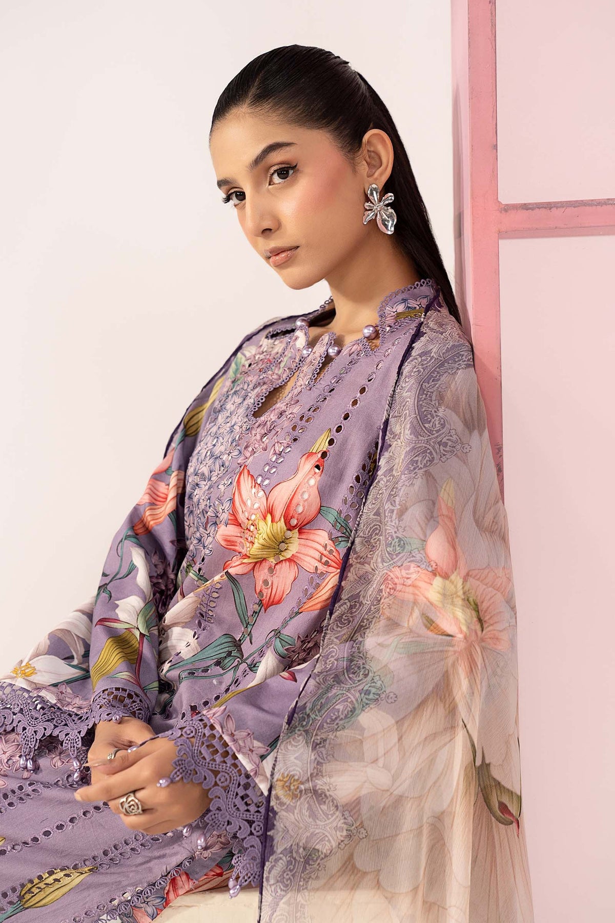 Lilac Floral Print 3PC Linen Suit with Embroidered Organza Dupatta (HE D#127 B)