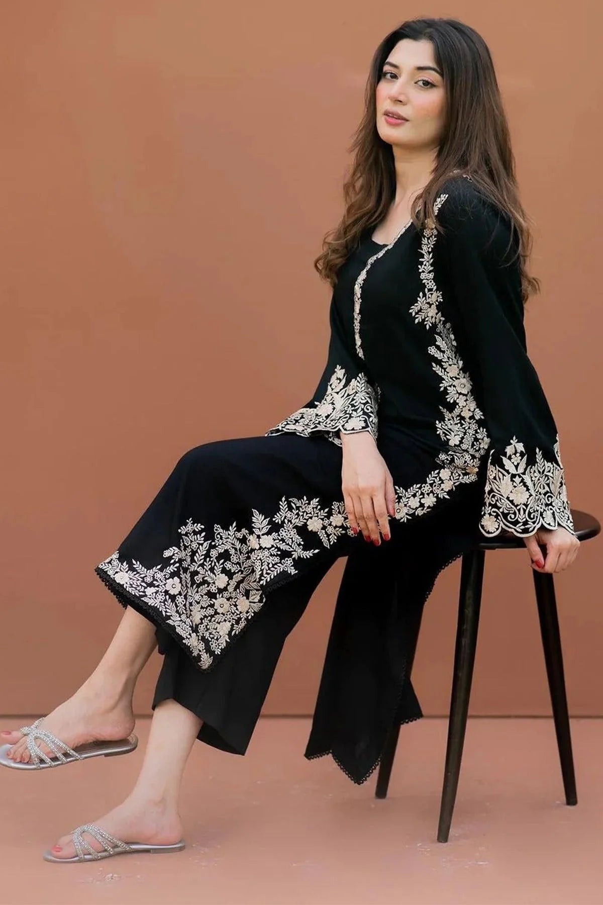 Dhanak 2PC Embroidered-104