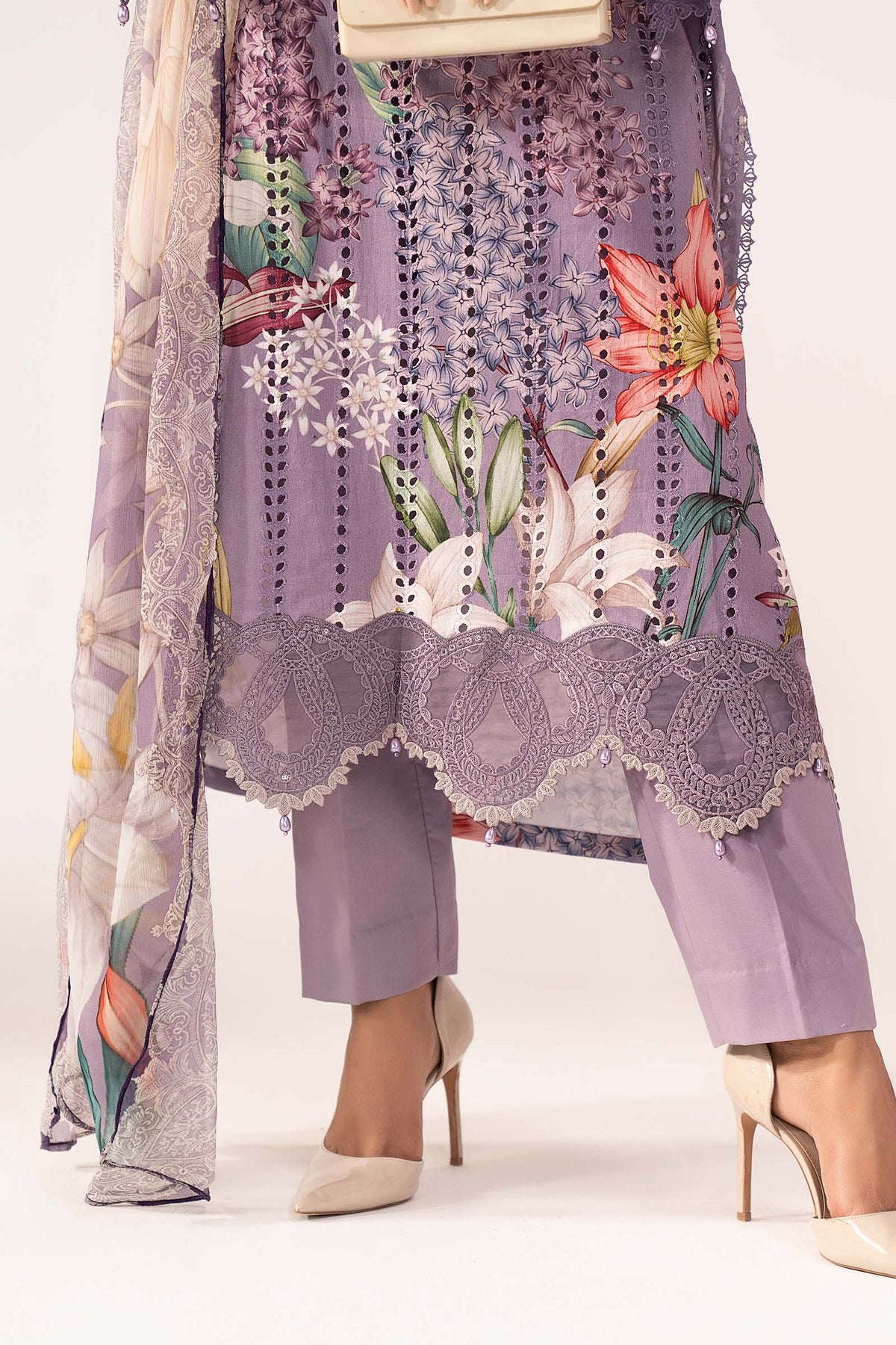 Lilac Floral Print 3PC Linen Suit with Embroidered Organza Dupatta (HE D#127 B)