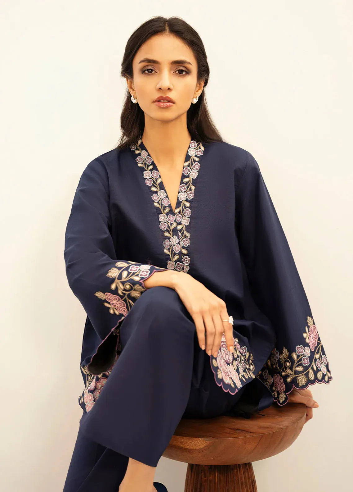 Aubergine Embroidered 3PC Dhanak Suit with Digital Printed Shawl (HE D#305A)