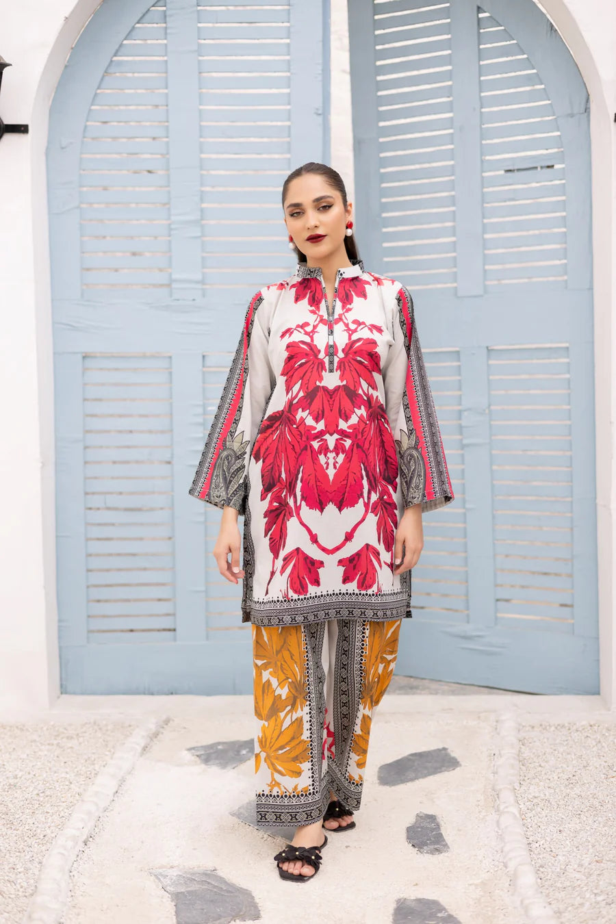 Red Floral 2-Piece Unstitched Lawn Suit (HE)