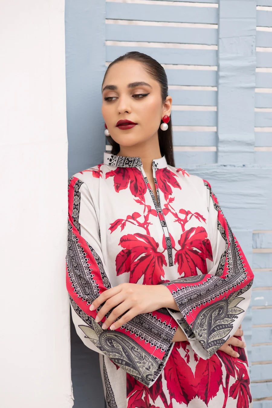 Red Floral 2-Piece Unstitched Lawn Suit (HE)