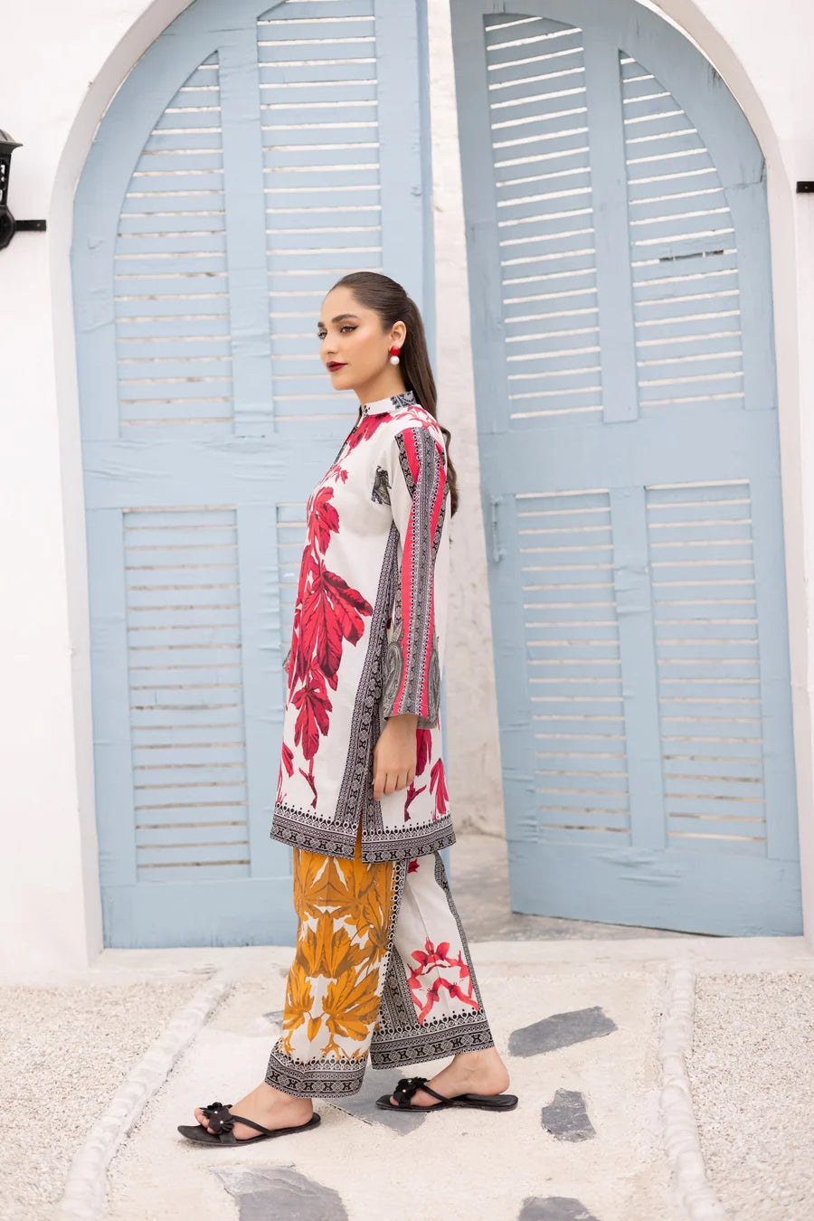Red Floral 2-Piece Unstitched Lawn Suit (HE)