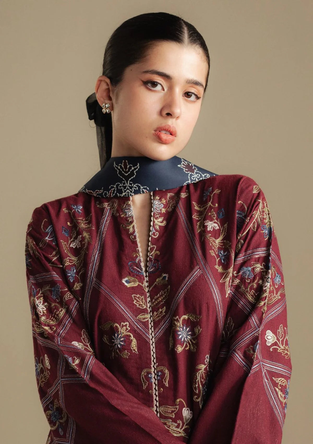 Maroon Embroidered 3PC Dhanak Suit with Digital Printed Shawl (HE D#24)