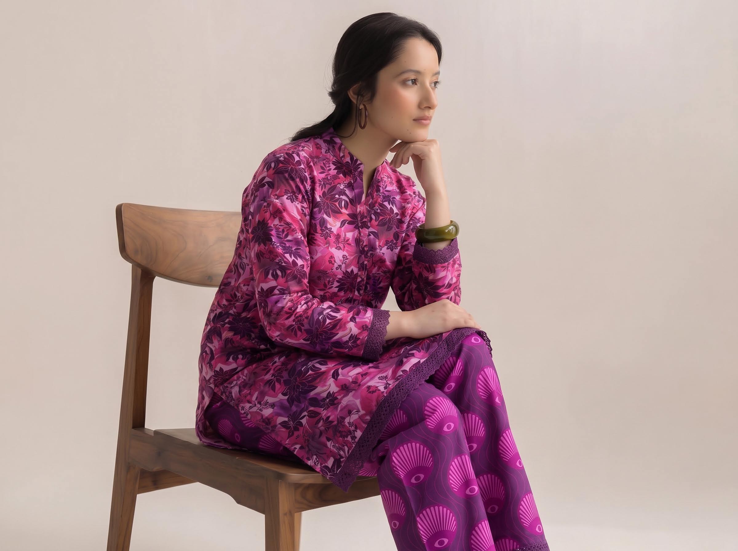 Magenta Floral Print 2PC Lawn Suit with Shell-Print Trouser (HS)