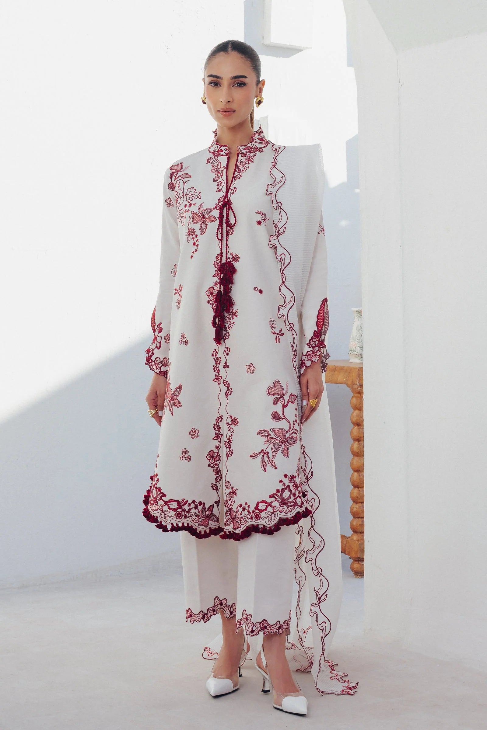 Ivory Maroon Embroidered 3-Piece Unstitched Suit (HE D#17A)